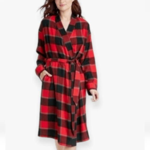 Stars Above Cozy Buffalo Check Flannel Robe - Picture 1 of 8